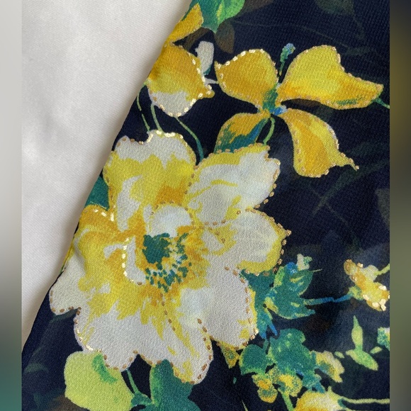 NWOT Sheer Floral Navy Blue Blouse - Picture 5 of 10